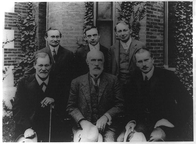 Origines du Shadow Work : Carl Gustav Jung et Sigmund Freud à Clark University en 1909 — Aeternum, blog & boutique ésotérique