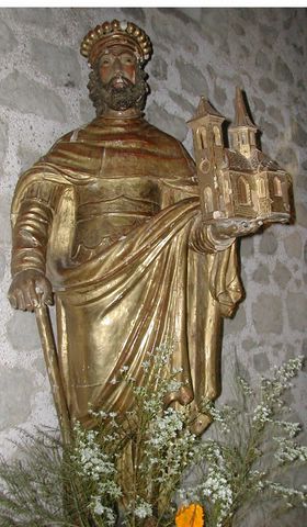 Photographie réelle d’une statue historique de saint Géraud d’Aurillac