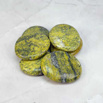 Galet Serpentine Jaune