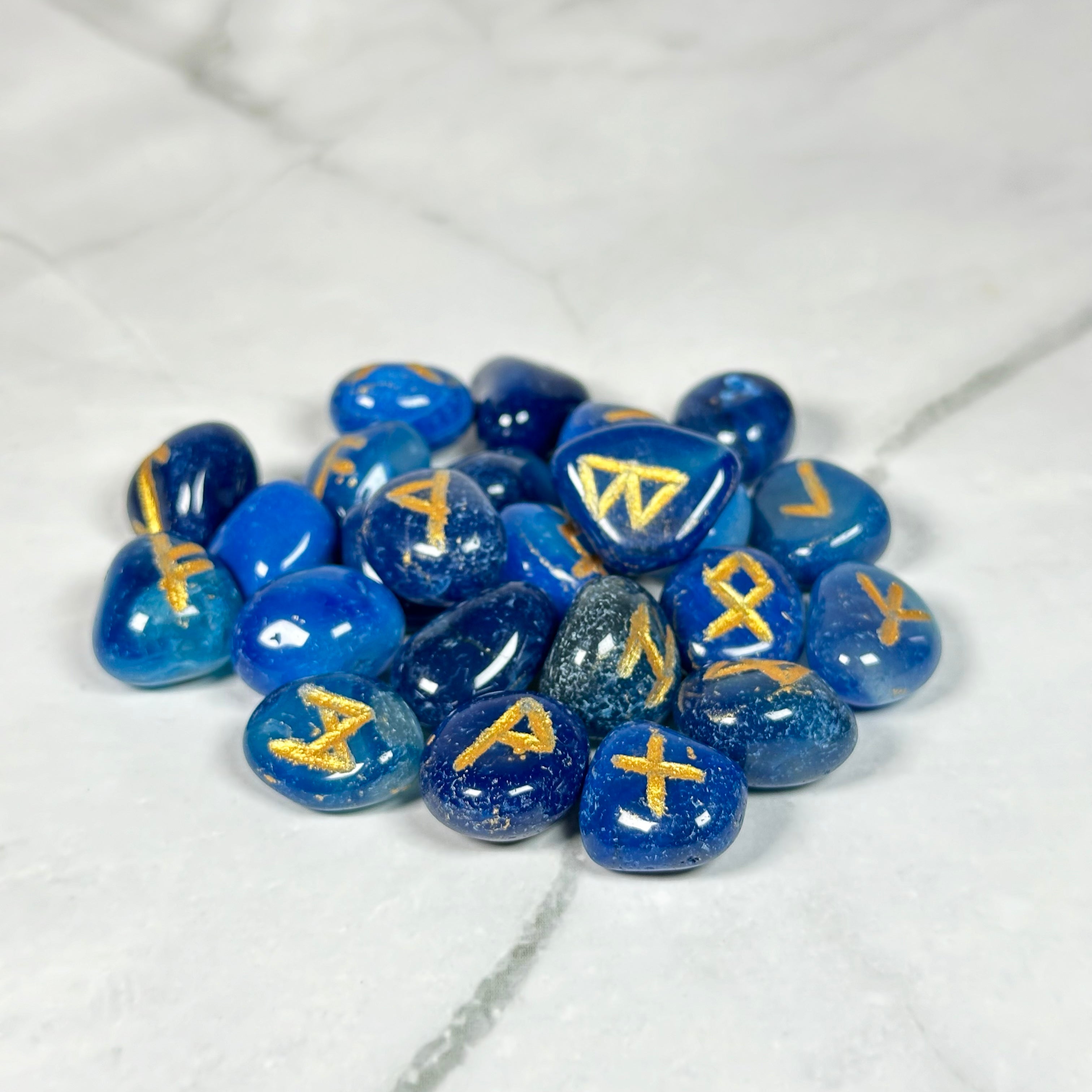 Runes en Onyx Bleu et pochette