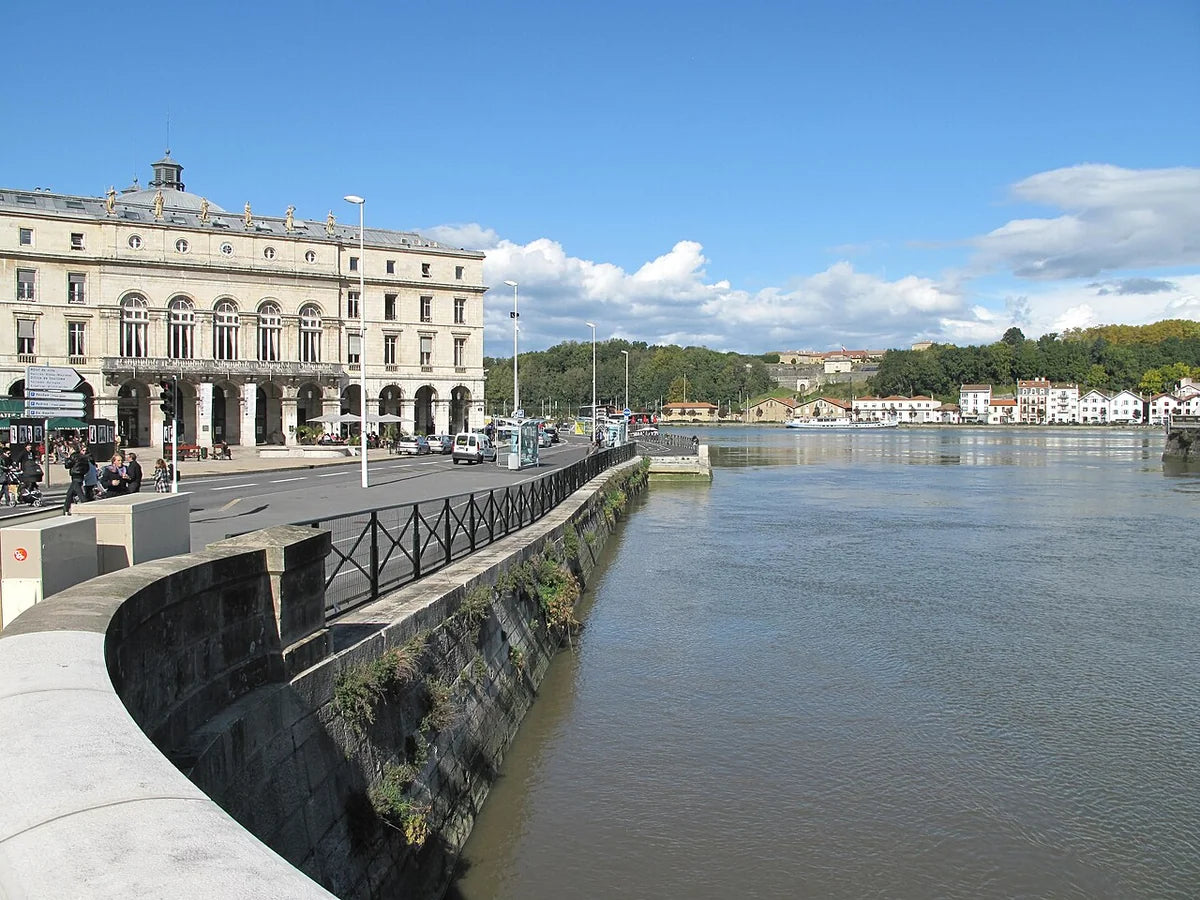 Bayonne