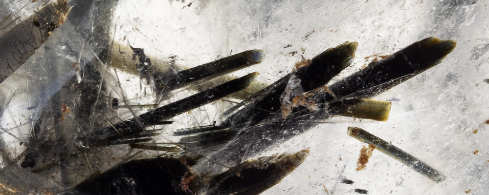 Quartz Tourmaline