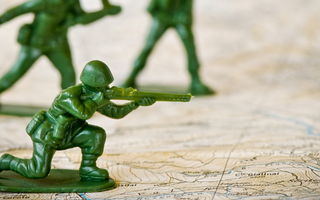Comment agit l’eau de guerre dans un espace partagé ?