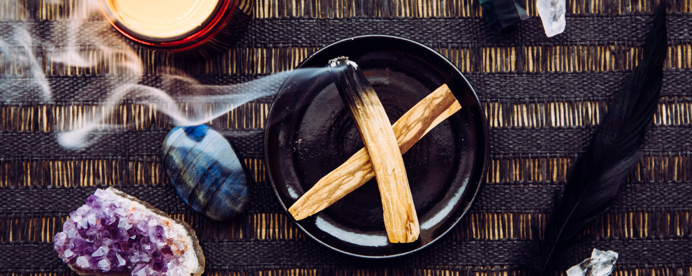 Comment intégrer le palo santo dans un rituel de protection ?
