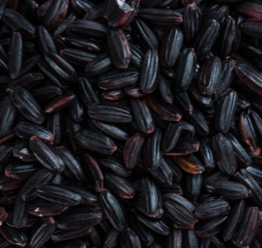 Que permet le riz magique noir dans un travail spirituel ?