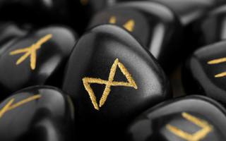 Comment utiliser une rune en talisman personnel ?