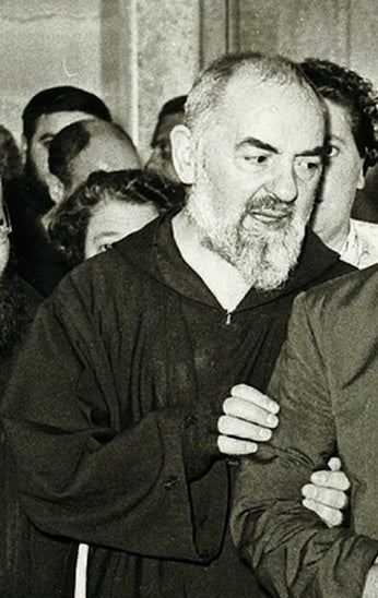 Photographie historique du père Pio de Pietrelcina, vers 1952