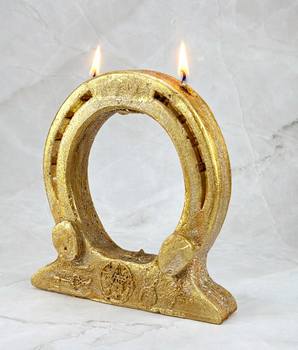 Horseshoe Candle