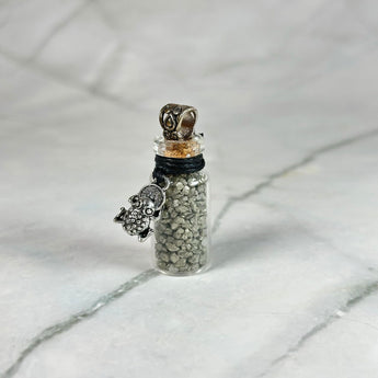 Fiole de Pierre de Pyrite pour attirer la prospérité - Aeternum - Fiole de Pierre de Pyrite pour attirer la prospérité - # boutique ésoterisme# - #wicca# 