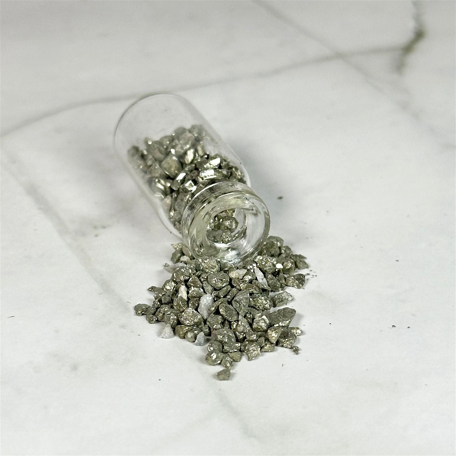 Fiole de Pyrite à porter - Aeternum - Fiole de Pyrite à porter - Aeternum - Fiole de Pyrite à porter - Aeternum - #original_alt_text# - #esoterisme# - #wicca#  - #esoterisme# - #wicca#  - # boutique ésoterisme# - #wicca# 
