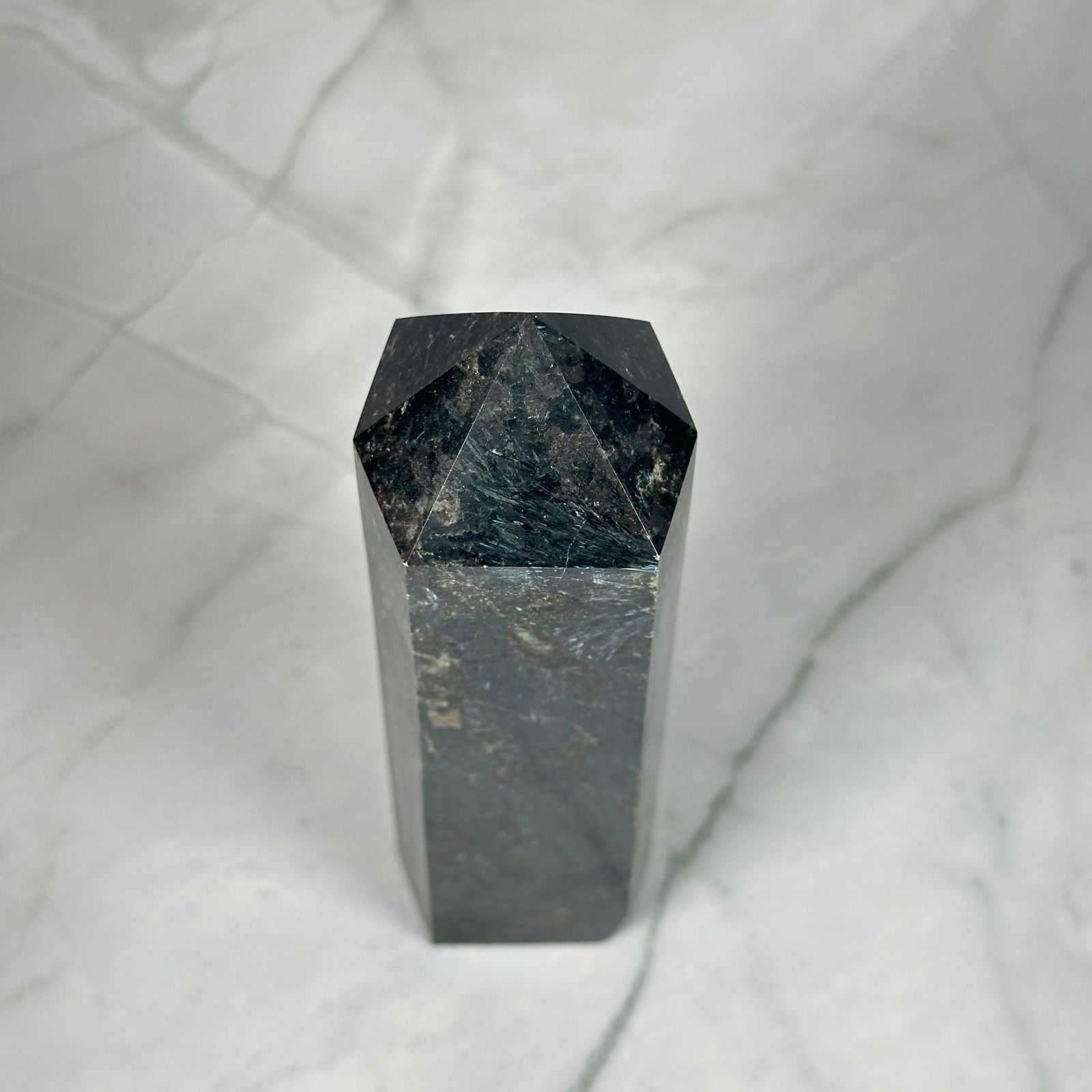 Grande pointe Astrophyllite - P2 - Aeternum - Grande pointe Astrophyllite - P2 - # boutique ésoterisme# - #wicca# 