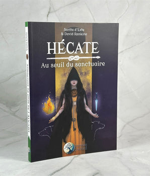 Hécate - Au seuil du sanctuaire - Aeternum - Hécate - Au seuil du sanctuaire - Aeternum - Hécate - Au seuil du sanctuaire - # boutique ésoterisme# - #wicca#  - # boutique ésoterisme# - #wicca# 