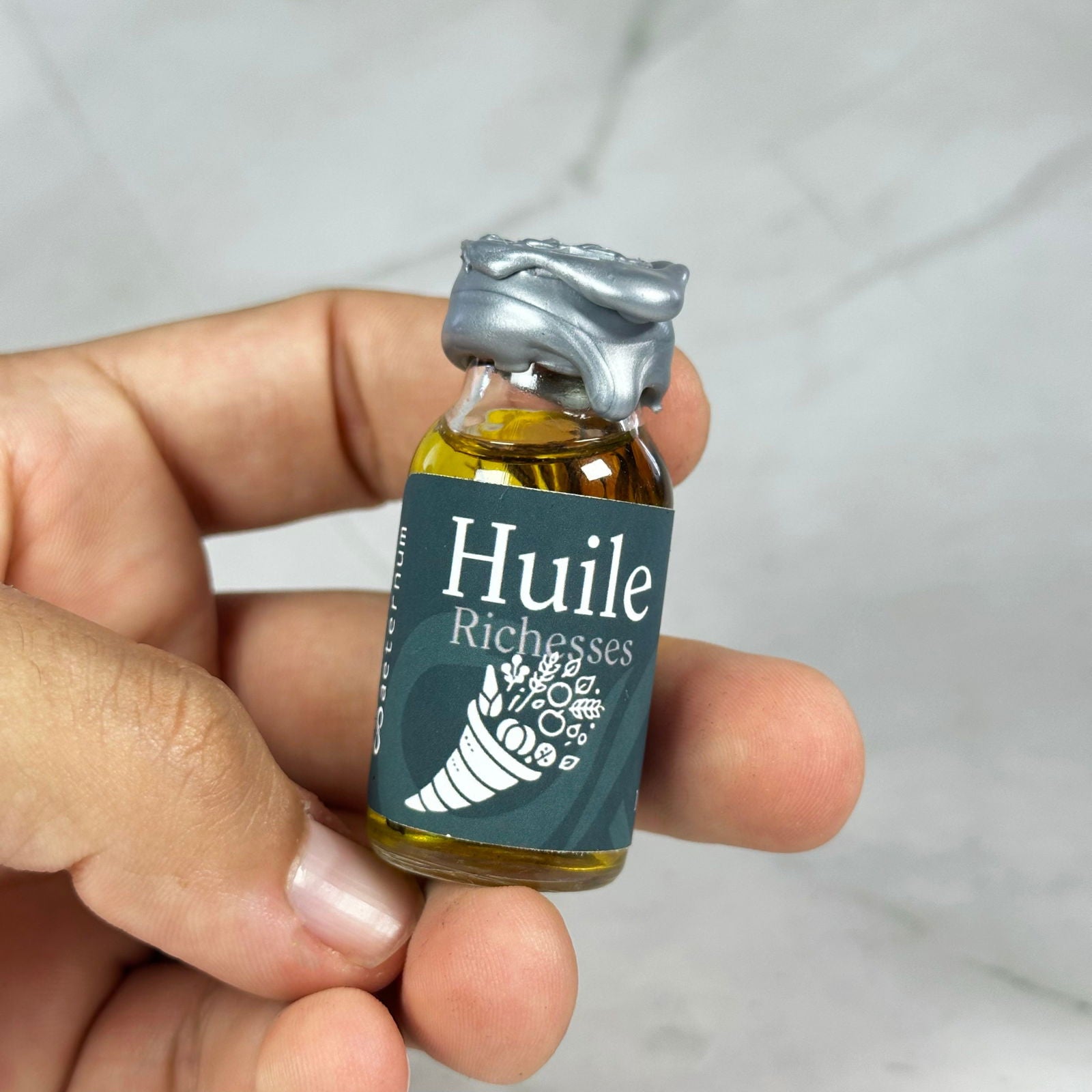 Huile magique Richesses - Aeternum - Huile magique Richesses - # boutique ésoterisme# - #wicca# 