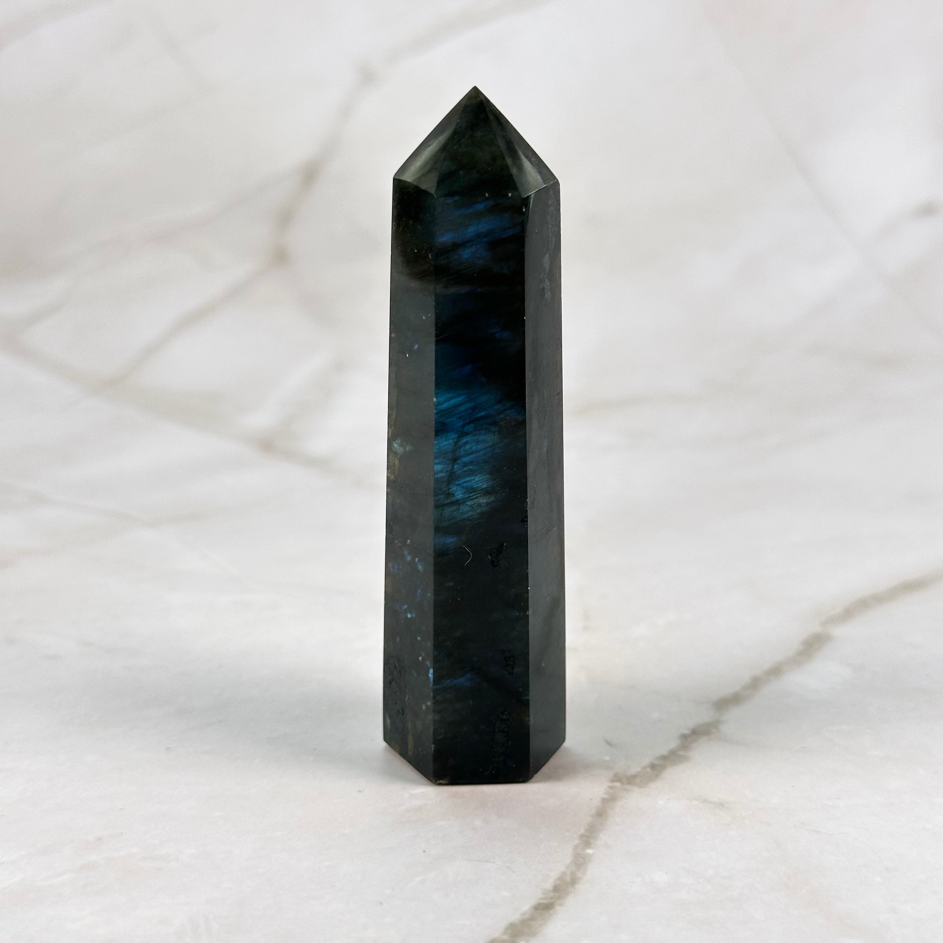 Pointe Labradorite - P6