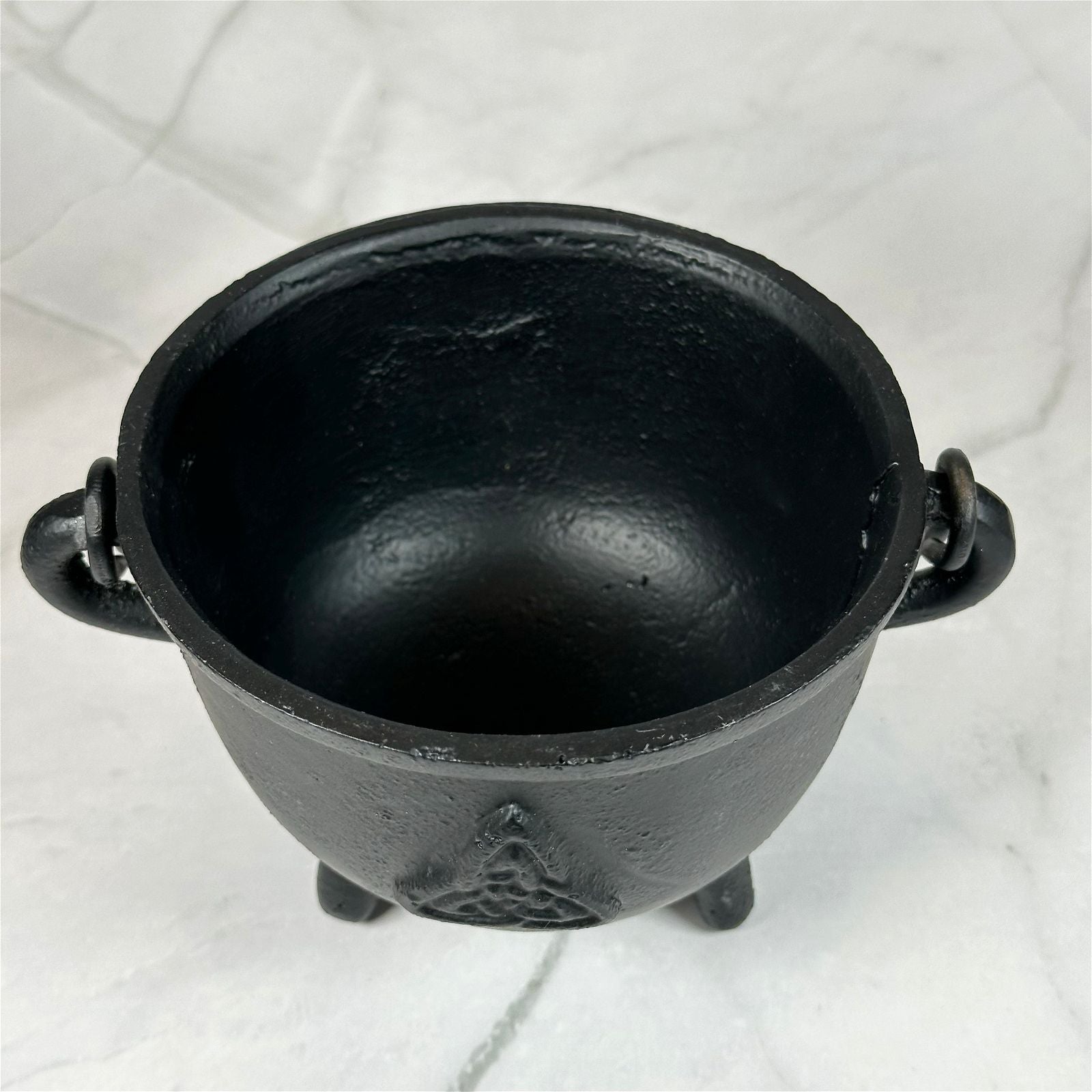 Petit chaudron Triskell - Aeternum - Petit chaudron Triskell - Aeternum - Petit chaudron Triskell - Aeternum - #original_alt_text# - #esoterisme# - #wicca#  - #esoterisme# - #wicca#  - # boutique ésoterisme# - #wicca# 