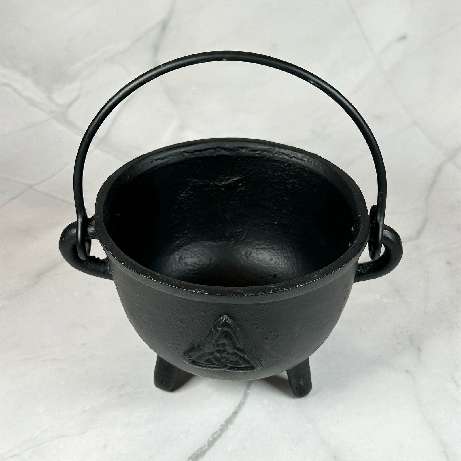Petit chaudron Triskell - Aeternum - Petit chaudron Triskell - Aeternum - Petit chaudron Triskell - Aeternum - #original_alt_text# - #esoterisme# - #wicca#  - #esoterisme# - #wicca#  - # boutique ésoterisme# - #wicca# 