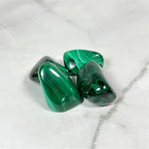 Pierre roulée Malachite - Aeternum - Pierre roulée Malachite - Aeternum - Pierre roulée Malachite - Aeternum -