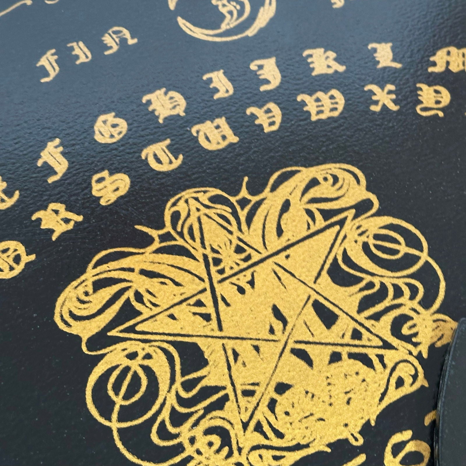 Planche de Ouija gothique - Aeternum - Planche de Ouija gothique - Aeternum - Planche de Ouija gothique - Aeternum - #original_alt_text# - #esoterisme# - #wicca#  - #esoterisme# - #wicca#  - # boutique ésoterisme# - #wicca# 