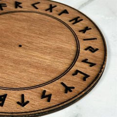 Placa de pêndulo Futhark