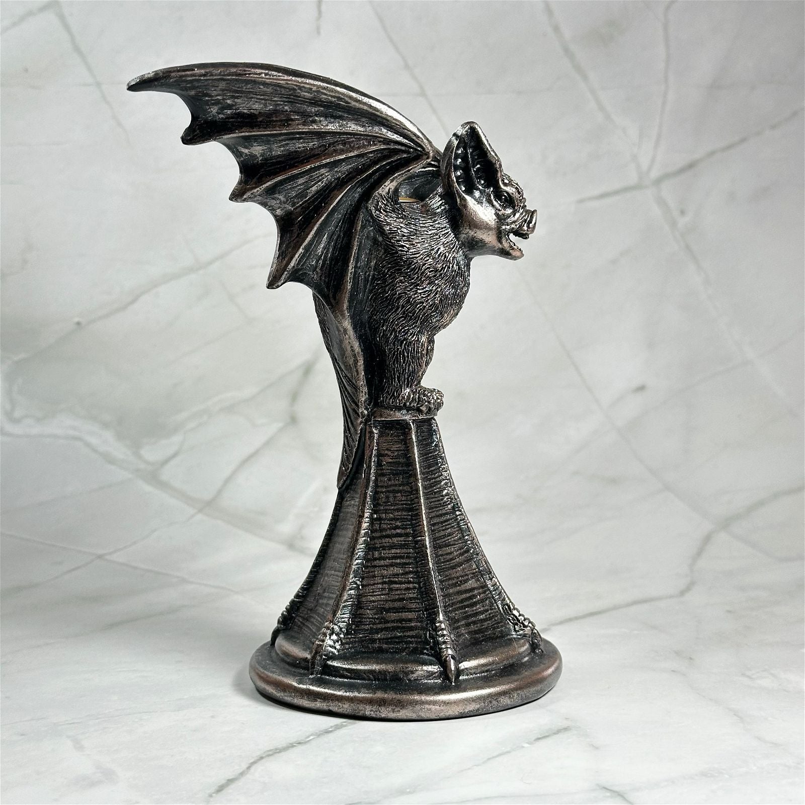 Statue / bougeoir Chauve-Souris - Aeternum - Statue / bougeoir Chauve-Souris - Aeternum - Statue / bougeoir Chauve-Souris - Aeternum - #original_alt_text# - #esoterisme# - #wicca#  - #esoterisme# - #wicca#  - # boutique ésoterisme# - #wicca# 