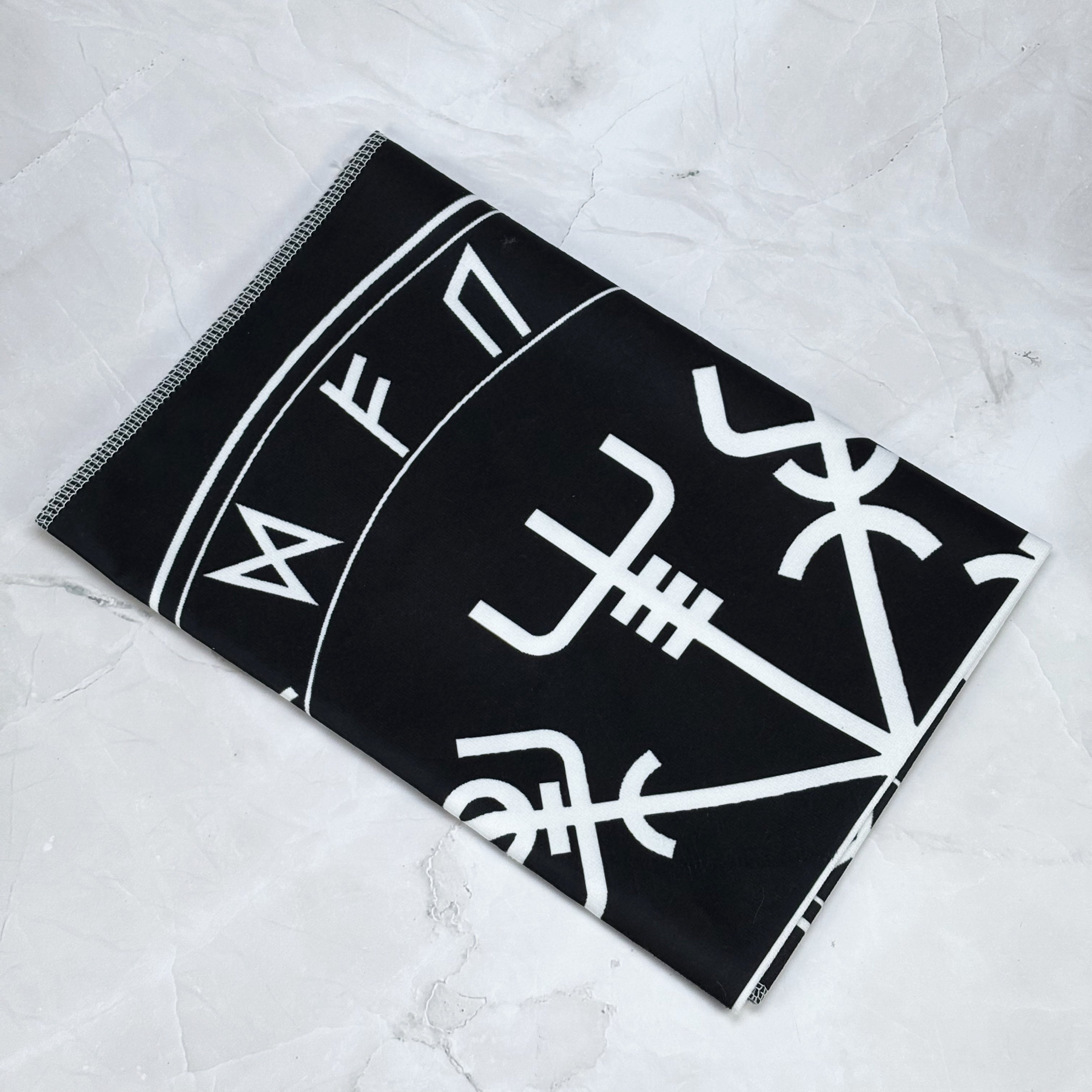 Nappe de divination Vegvisir