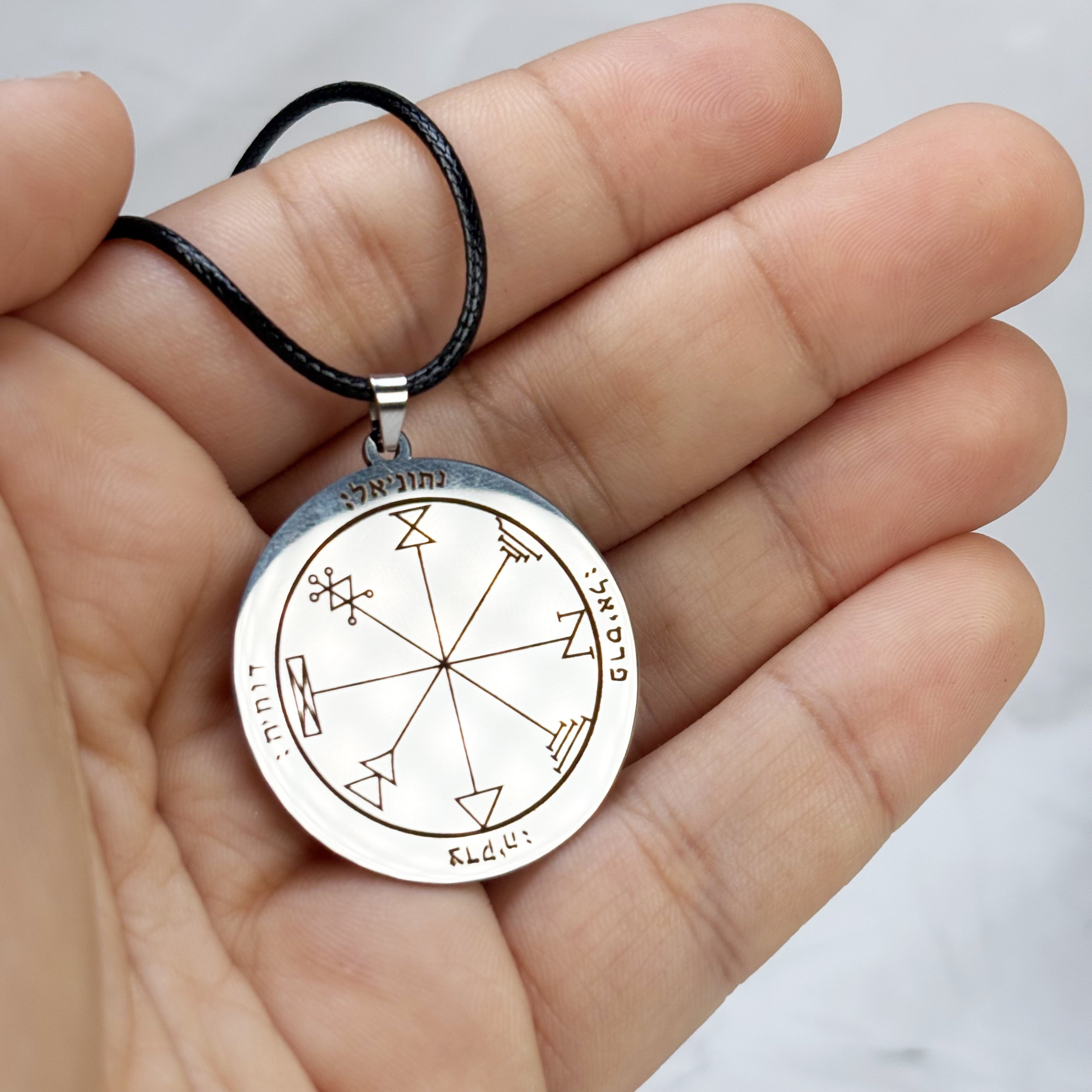 Qu’est-ce que le pentacle de Jupiter ? - WeMystic France Qu’est-ce que le pentacle de Jupiter ? - WeMystic France